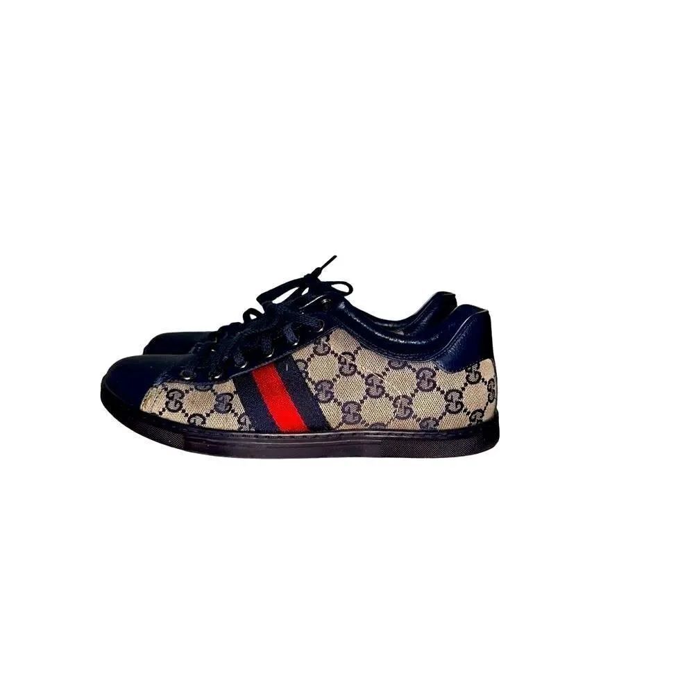 Gucci sneakers size 38